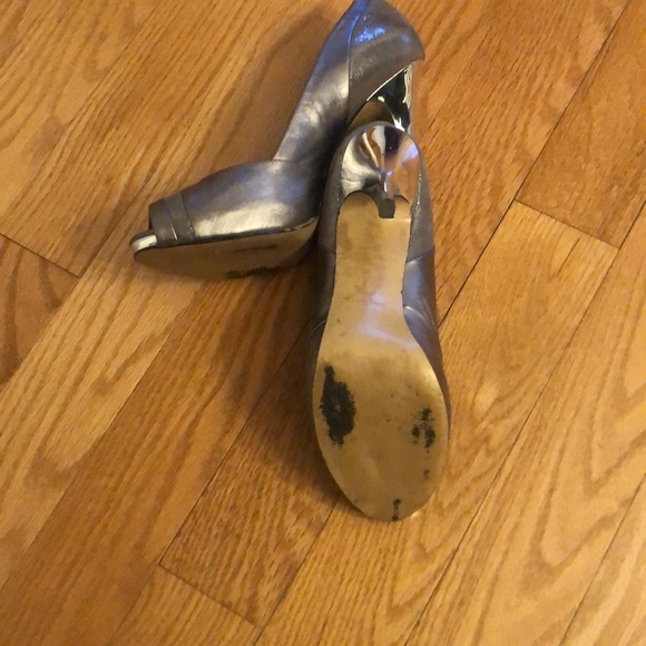 Silver / pewter colour heels. Ready for your spring / summer festivities :) - Picture 3 of 6
